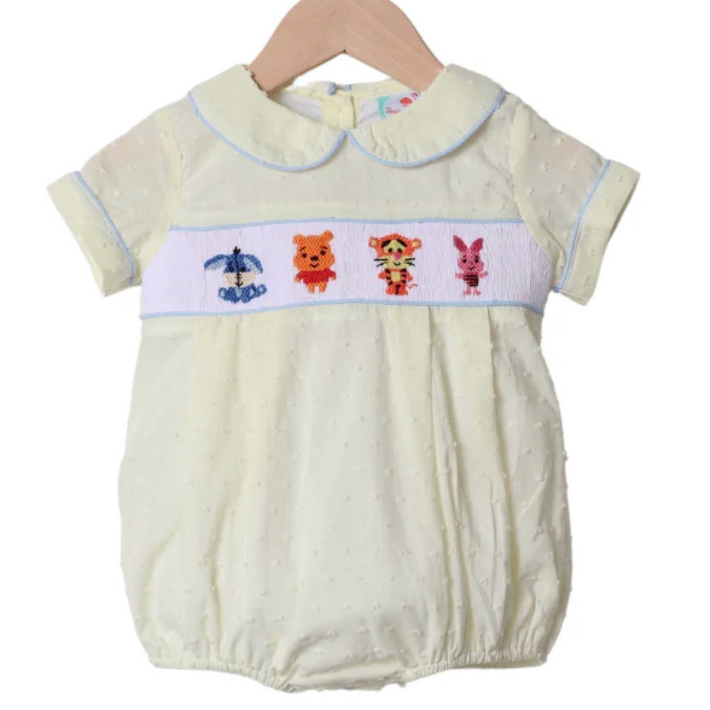 THE SMOCKED FLAMINGO
Honey Bear and Friends Swiss Dot Bubble